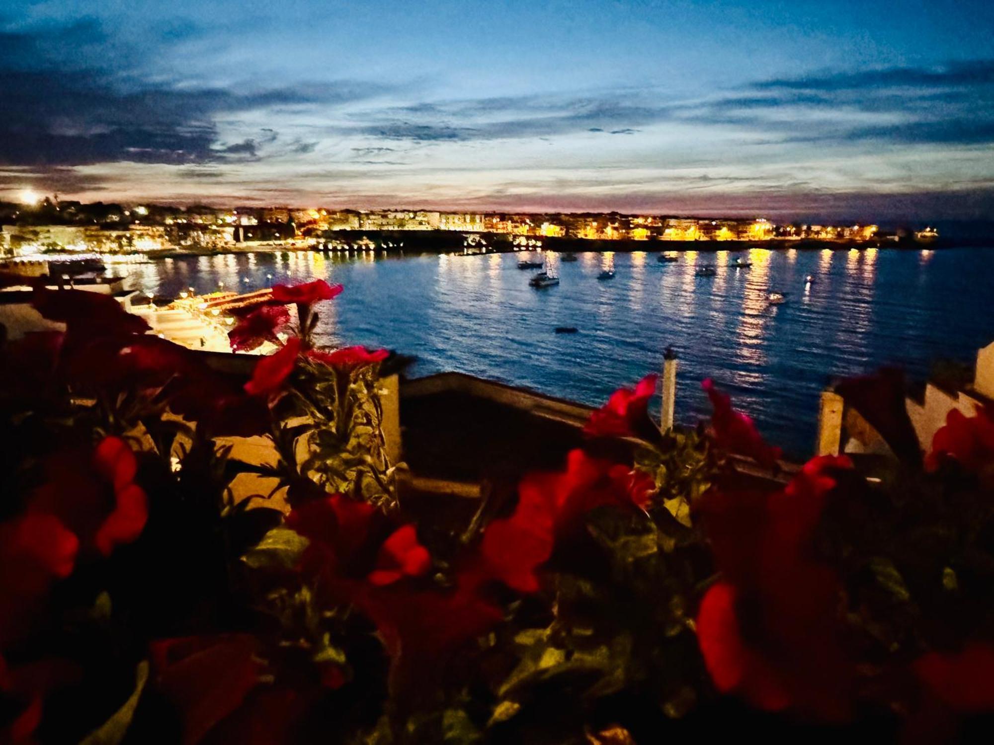 Dimora Del Sole Luxury And Charm Apartment Otranto Eksteriør bilde